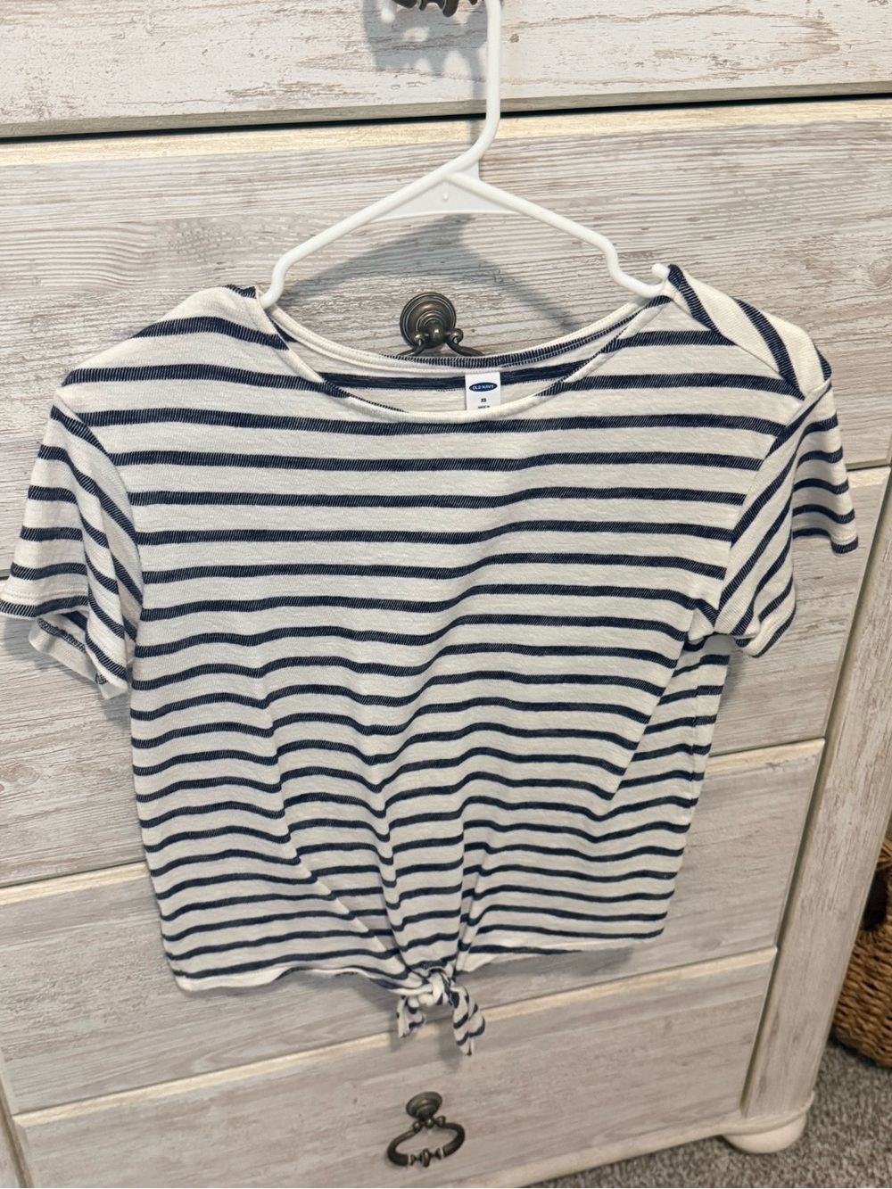 Old Navy White & Navy Stripe Tie-Front Crop Tee